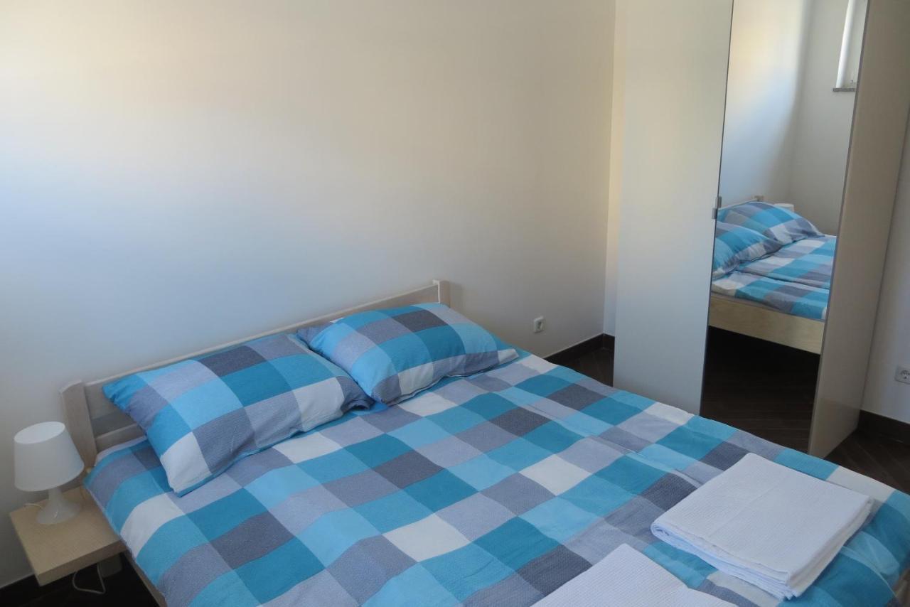 Mungos Apartment เซซาริซา ภายนอก รูปภาพ